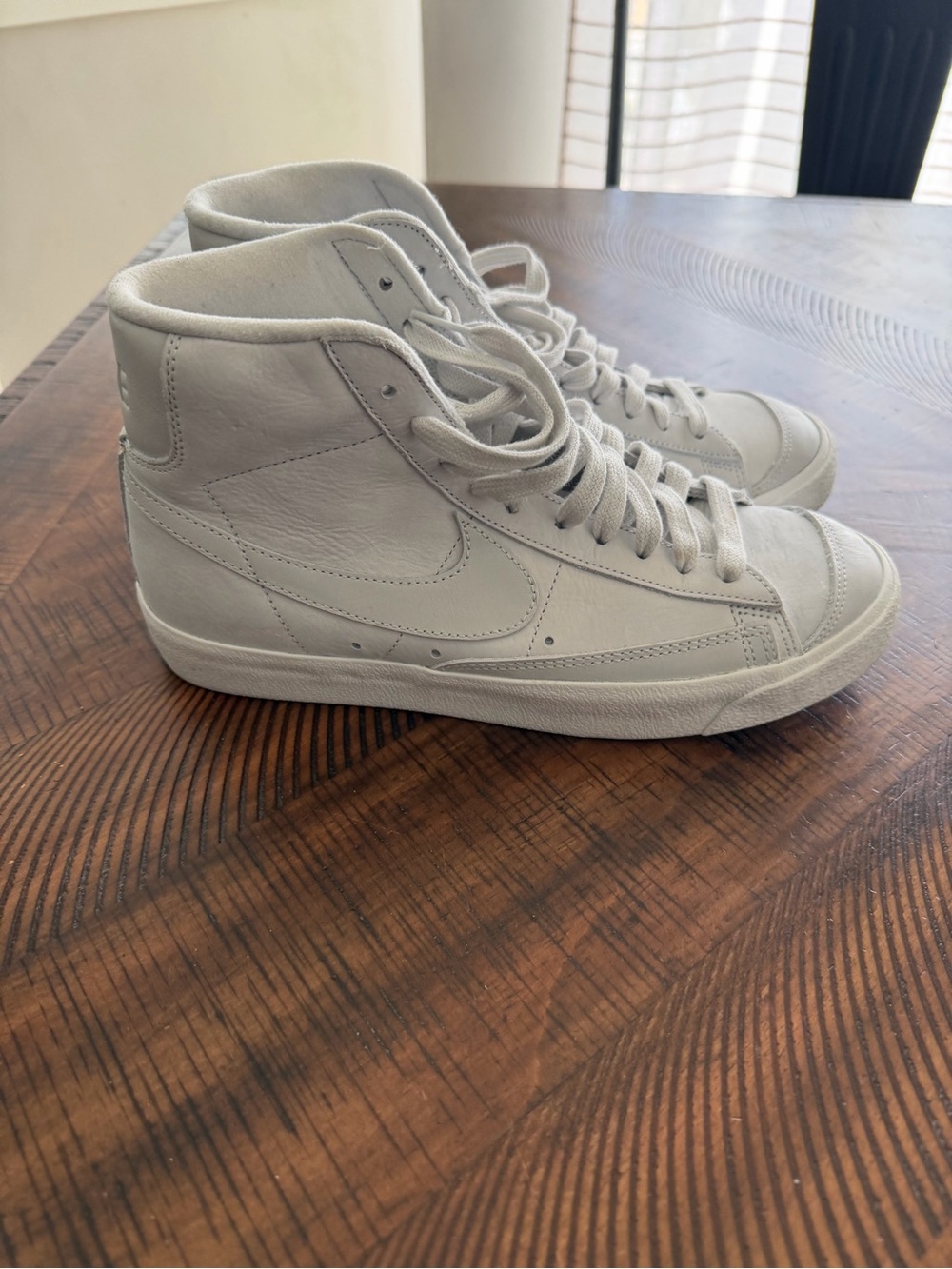 Nike Blazer High-Top Sneakers - White - Picture 3 of 3